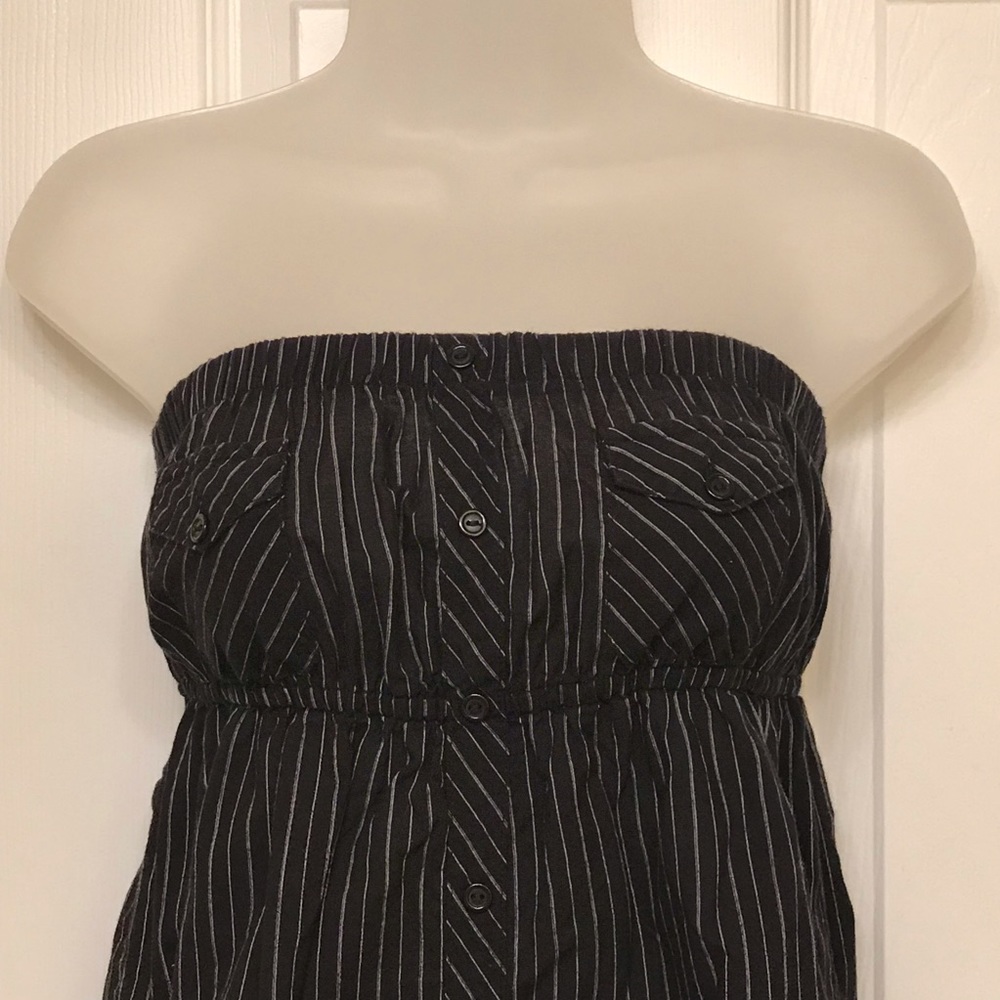 Adorable pinstripe Halter top